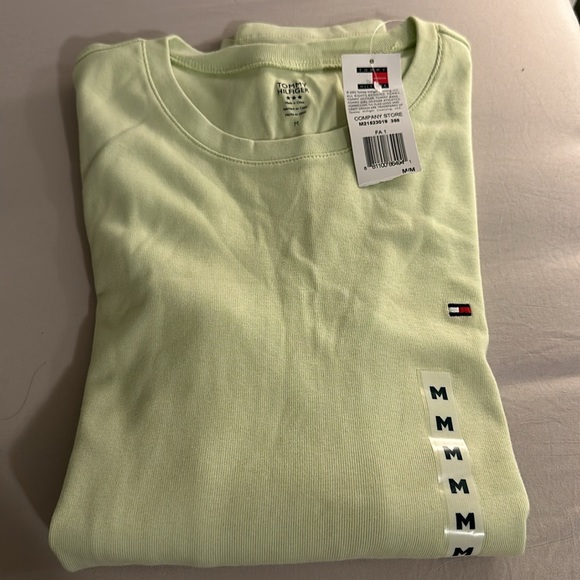 Tommy Hilfiger Long Tee - Picture 1 of 3